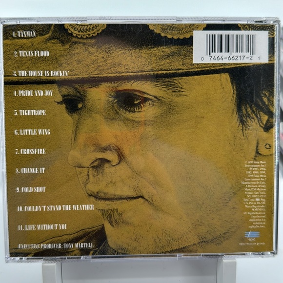 Stevie Ray Vaughan And Double Trouble - Greatest Hits on CD. 1995 - Picture 3 of 5